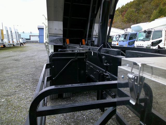 プロフィア 　深ダンプ　２ＤＧ－ＦＳ１ＡＨＥ　新明和工業（12枚目）