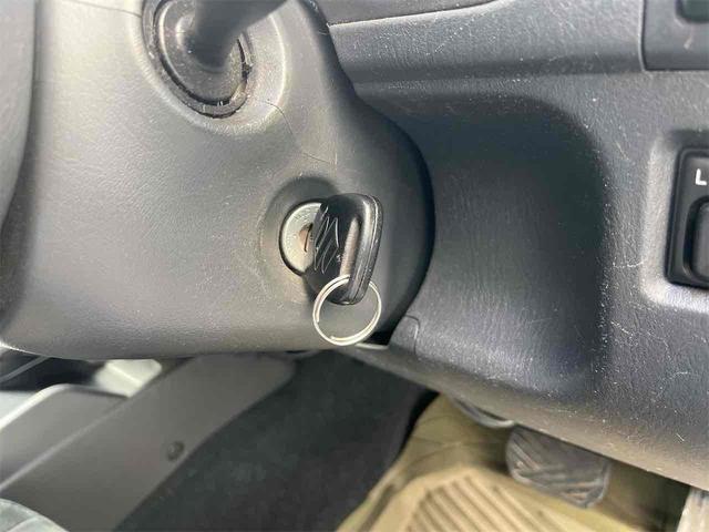 お車の知識がなくても大丈夫です！皆様のご来店をスタッフ一同、心よりお待ちしております。