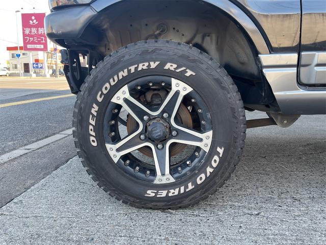 ジムニー ランドベンチャー　４ＷＤ　ドラレコ　ナビ　ＴＶ　オープンカントリー・アルミ　冬タイヤ・アルミセット　リフトアップ　キーレス　シートヒーター　ＡＴ　ＡＢＳ　ＣＤ　ＤＶＤ再生　ＵＳＢ　ミュージックプレイヤー接続可　革シート（12枚目）
