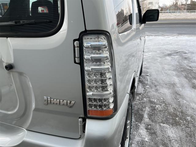 ジムニー ＸＣ　スズキスポーツサス１インチアップ　オープンカントリー／アルミ　冬タイヤアルミセット付　ＪＡＯＳスキッドガード　社外マフラー　電格ミラー　ナビ　ＴＶ　キーレス　リモスタ　ＡＴ　　ＡＢＳ　　ＡＣ　　ＰＷ（13枚目）