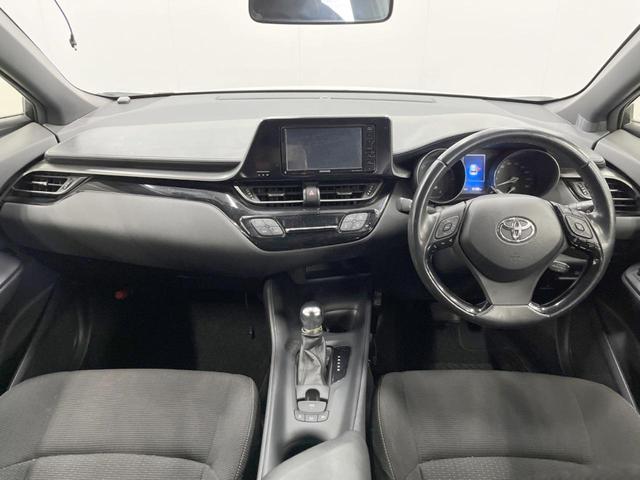 Ｃ－ＨＲ Ｓ　バックカメラ　レーダークルーズ　ＥＴＣ　オートハイビーム　オートライト　デュアルエアコン　純正　Ｂｌｕｅｔｏｏｔｈ　ＣＤ　ＤＶＤ再生　フルセグ　ＬＥＤフォグ（2枚目）