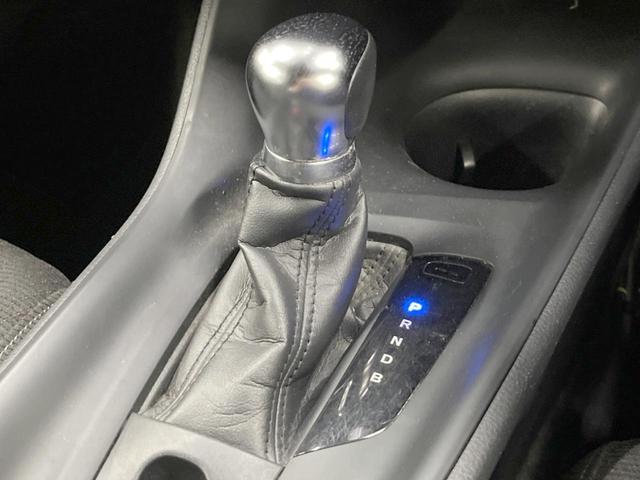 Ｃ－ＨＲ Ｓ　バックカメラ　レーダークルーズ　ＥＴＣ　オートハイビーム　オートライト　デュアルエアコン　純正　Ｂｌｕｅｔｏｏｔｈ　ＣＤ　ＤＶＤ再生　フルセグ　ＬＥＤフォグ（43枚目）