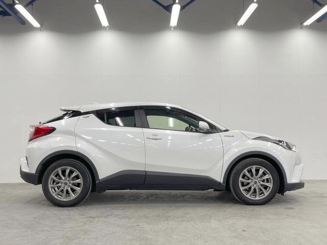 Ｃ－ＨＲ Ｓ　バックカメラ　レーダークルーズ　ＥＴＣ　オートハイビーム　オートライト　デュアルエアコン　純正　Ｂｌｕｅｔｏｏｔｈ　ＣＤ　ＤＶＤ再生　フルセグ　ＬＥＤフォグ（65枚目）