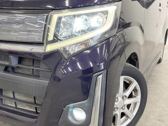 ステラ カスタムＲ　スマートアシスト　４ＷＤ　スマートキー　ＬＥＤヘッド　オートハイビーム　車線逸脱警報　オートライト　オートエアコン　純正１４インチアルミ　ＣＤ　地デジ　ＨＩＤフォグ（13枚目）