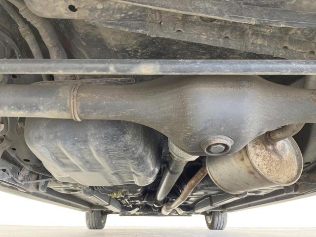 ステラ カスタムＲ　スマートアシスト　４ＷＤ　スマートキー　ＬＥＤヘッド　オートハイビーム　車線逸脱警報　オートライト　オートエアコン　純正１４インチアルミ　ＣＤ　地デジ　ＨＩＤフォグ（20枚目）