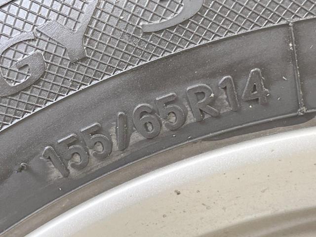 ステラ カスタムＲ　スマートアシスト　４ＷＤ　スマートキー　ＬＥＤヘッド　オートハイビーム　車線逸脱警報　オートライト　オートエアコン　純正１４インチアルミ　ＣＤ　地デジ　ＨＩＤフォグ（28枚目）