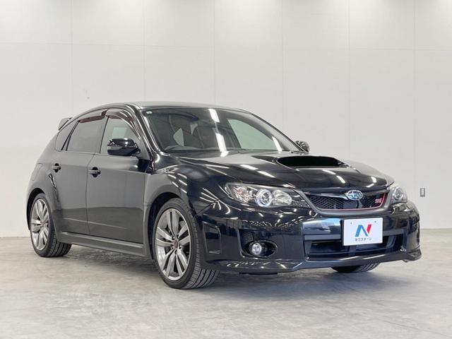 インプレッサ ＷＲＸ　ＳＴｉ　４ＷＤ　ＭＴ車　ターボ　ＳＤナビ　ハーフレザーシート　パワーシート　スマートキー　ＨＩＤヘッド　ＥＴＣ　オートエアコン　純正１８インチアルミ　Ｂｌｕｅｔｏｏｔｈ　ＣＤ　ＤＶＤ再生　フルセグ（17枚目）