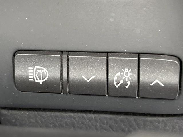 ＬＳ ＬＳ６００ｈ　バージョンＬ　４ＷＤ　サンルーフ　純正ＳＤナビ　バックカメラ　電動リアゲート　レザーシート　全席シートヒーター　全席シートエアコン　全席パワーシート　ドラレコ　コーナーセンサー　スマートキー　ＬＥＤヘッド（46枚目）