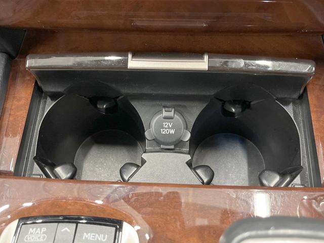 ＬＳ ＬＳ６００ｈ　バージョンＬ　４ＷＤ　サンルーフ　純正ＳＤナビ　バックカメラ　電動リアゲート　レザーシート　全席シートヒーター　全席シートエアコン　全席パワーシート　ドラレコ　コーナーセンサー　スマートキー　ＬＥＤヘッド（57枚目）