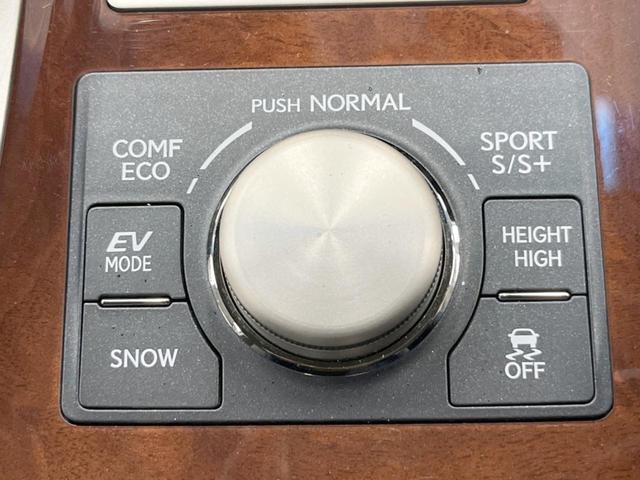 ＬＳ ＬＳ６００ｈ　バージョンＬ　４ＷＤ　サンルーフ　純正ＳＤナビ　バックカメラ　電動リアゲート　レザーシート　全席シートヒーター　全席シートエアコン　全席パワーシート　ドラレコ　コーナーセンサー　スマートキー　ＬＥＤヘッド（60枚目）