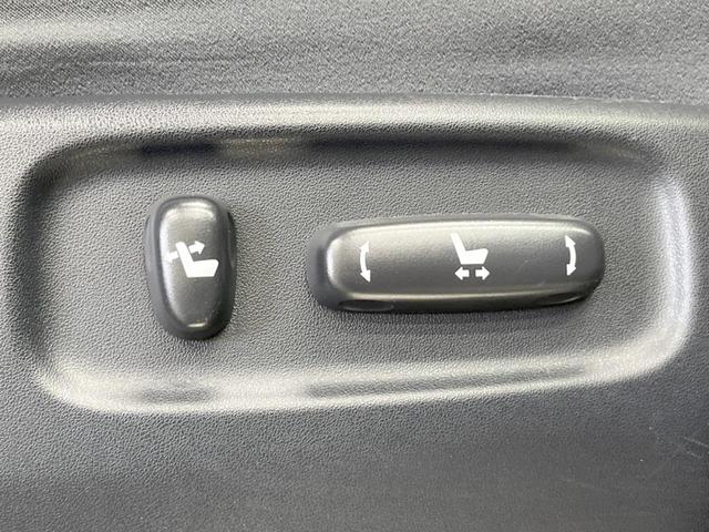 アルファードハイブリッド SR 4WD モデリスタ サンルーフ 両側電動ドア SDナビ 後席モニター バックカメラ 電動リアゲート ドラレコ コーナーセンサー スマートキー HIDヘッド ビルトインETC クルコン オートライト(8枚目)