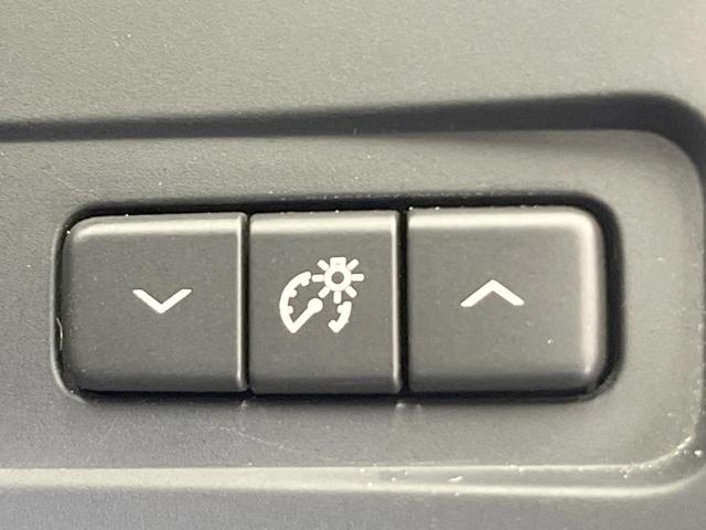 クラウン ロイヤルサルーンｉ－Ｆｏｕｒ　４ＷＤ　純正ＨＤＤナビ　バックカメラ　スマートキー　ＨＩＤヘッド　ビルトインＥＴＣ　クルコン　オートライト　デュアルエアコン　純正１６インチアルミ　Ｂｌｕｅｔｏｏｔｈ　ＣＤ　ＤＶＤ再生　フルセグ（40枚目）