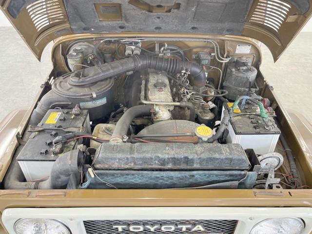ランドクルーザー40 観音開 4WD MT車 ワンオーナー(19枚目)