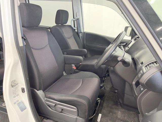 セレナ ハイウェイスター 4WD 両側電動ドア SDナビ バックカメラ ドラレコ スマートキー HIDヘッド クルコン オートライト オートエアコン 純正15インチアルミ Bluetooth CD DVD再生 フルセグ(8枚目)