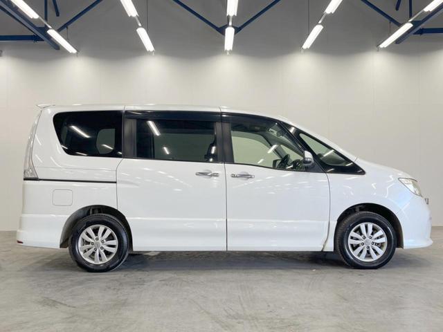 セレナ ハイウェイスター 4WD 両側電動ドア SDナビ バックカメラ ドラレコ スマートキー HIDヘッド クルコン オートライト オートエアコン 純正15インチアルミ Bluetooth CD DVD再生 フルセグ(25枚目)