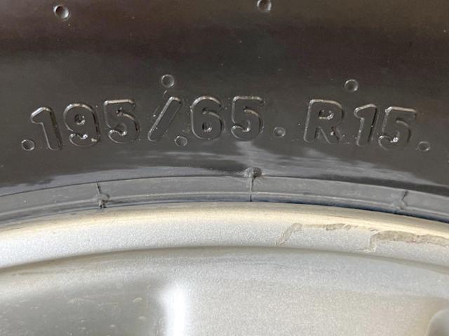 セレナ ハイウェイスター 4WD 両側電動ドア SDナビ バックカメラ ドラレコ スマートキー HIDヘッド クルコン オートライト オートエアコン 純正15インチアルミ Bluetooth CD DVD再生 フルセグ(30枚目)