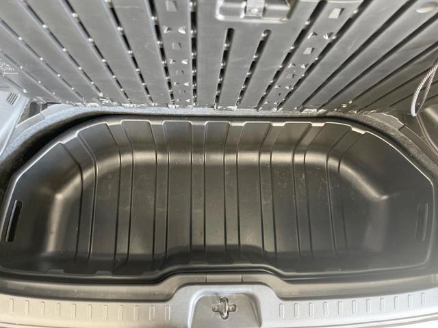 セレナ ハイウェイスター 4WD 両側電動ドア SDナビ バックカメラ ドラレコ スマートキー HIDヘッド クルコン オートライト オートエアコン 純正15インチアルミ Bluetooth CD DVD再生 フルセグ(39枚目)