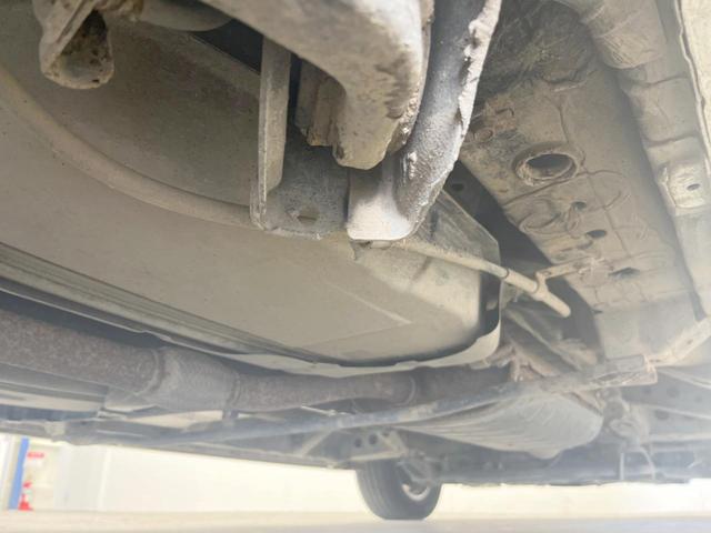 セレナ ハイウェイスター 4WD 両側電動ドア SDナビ バックカメラ ドラレコ スマートキー HIDヘッド クルコン オートライト オートエアコン 純正15インチアルミ Bluetooth CD DVD再生 フルセグ(62枚目)