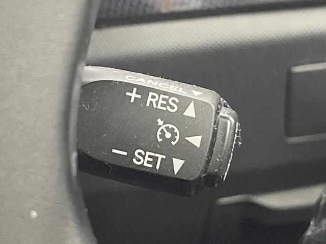 エスティマ アエラス 4WD 両側電動ドア SDナビ 後席モニター バックカメラ 寒冷地仕様 スマートキー HIDヘッド ETC クルコン デュアルエアコン リアエアコン Bluetooth CD DVD再生 フルセグ(8枚目)