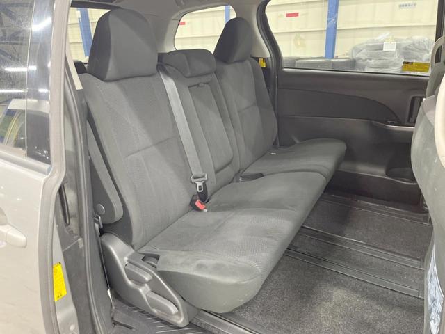 エスティマ アエラス 4WD 両側電動ドア SDナビ 後席モニター バックカメラ 寒冷地仕様 スマートキー HIDヘッド ETC クルコン デュアルエアコン リアエアコン Bluetooth CD DVD再生 フルセグ(10枚目)