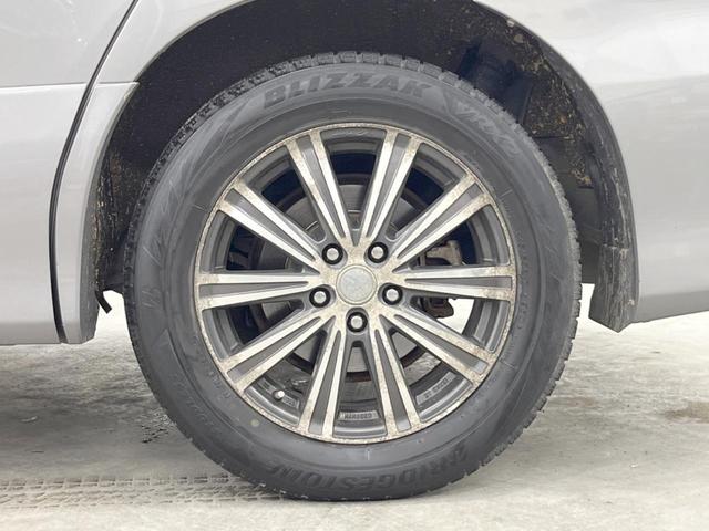 エスティマ アエラス 4WD 両側電動ドア SDナビ 後席モニター バックカメラ 寒冷地仕様 スマートキー HIDヘッド ETC クルコン デュアルエアコン リアエアコン Bluetooth CD DVD再生 フルセグ(26枚目)