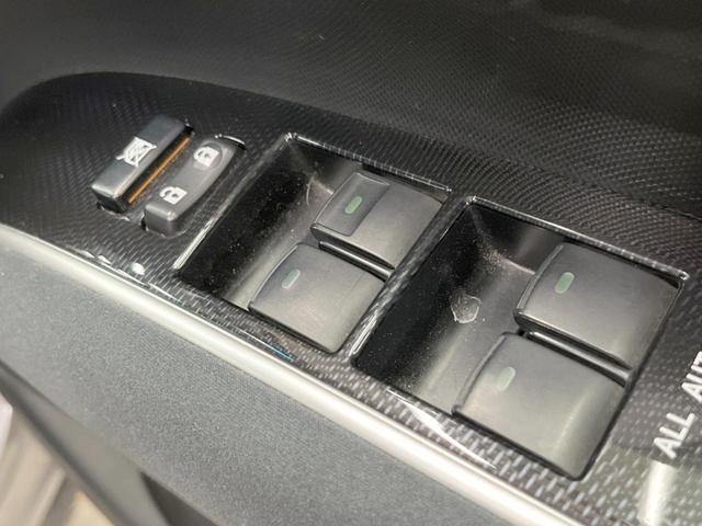 エスティマ アエラス 4WD 両側電動ドア SDナビ 後席モニター バックカメラ 寒冷地仕様 スマートキー HIDヘッド ETC クルコン デュアルエアコン リアエアコン Bluetooth CD DVD再生 フルセグ(40枚目)