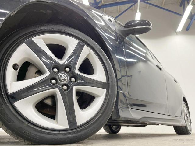 プリウス Ａツーリングセレクション　４ＷＤ　モデリスタエアロ　バックカメラ　寒冷地仕様　衝突被害軽減システム　レーダークルーズ　コーナーセンサー　スマートキー　ＬＥＤヘッド　ビルトインＥＴＣ　オートハイビーム　車線逸脱警報（14枚目）