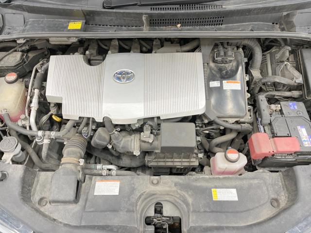 プリウス Ａツーリングセレクション　４ＷＤ　モデリスタエアロ　バックカメラ　寒冷地仕様　衝突被害軽減システム　レーダークルーズ　コーナーセンサー　スマートキー　ＬＥＤヘッド　ビルトインＥＴＣ　オートハイビーム　車線逸脱警報（19枚目）