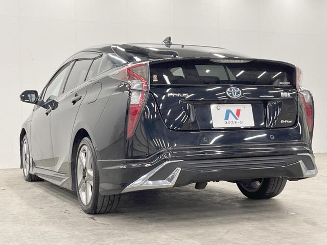 プリウス Ａツーリングセレクション　４ＷＤ　モデリスタエアロ　バックカメラ　寒冷地仕様　衝突被害軽減システム　レーダークルーズ　コーナーセンサー　スマートキー　ＬＥＤヘッド　ビルトインＥＴＣ　オートハイビーム　車線逸脱警報（22枚目）