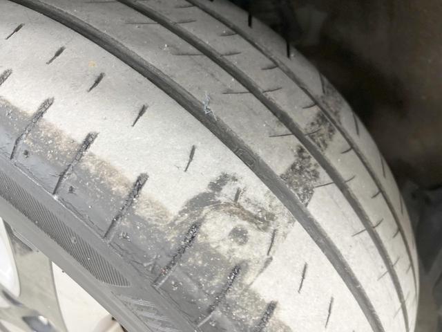 プリウス Ａツーリングセレクション　４ＷＤ　モデリスタエアロ　バックカメラ　寒冷地仕様　衝突被害軽減システム　レーダークルーズ　コーナーセンサー　スマートキー　ＬＥＤヘッド　ビルトインＥＴＣ　オートハイビーム　車線逸脱警報（27枚目）