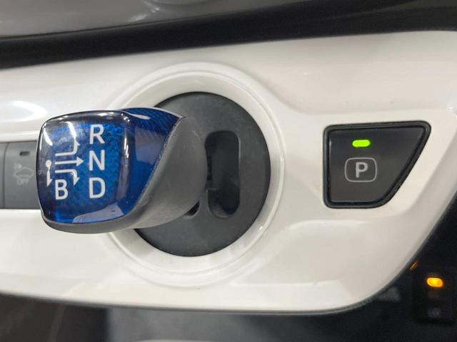 プリウス Ａツーリングセレクション　４ＷＤ　モデリスタエアロ　バックカメラ　寒冷地仕様　衝突被害軽減システム　レーダークルーズ　コーナーセンサー　スマートキー　ＬＥＤヘッド　ビルトインＥＴＣ　オートハイビーム　車線逸脱警報（48枚目）