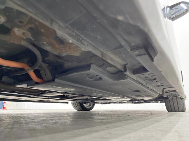 プリウス Ａツーリングセレクション　４ＷＤ　モデリスタエアロ　バックカメラ　寒冷地仕様　衝突被害軽減システム　レーダークルーズ　コーナーセンサー　スマートキー　ＬＥＤヘッド　ビルトインＥＴＣ　オートハイビーム　車線逸脱警報（59枚目）