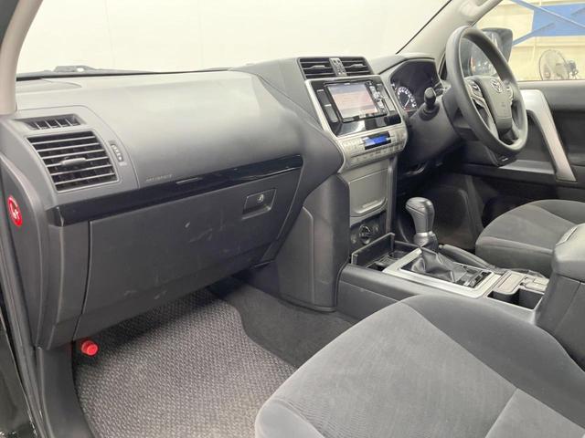 ランドクルーザープラド ＴＸ　４ＷＤ　７人乗り　バックカメラ　寒冷地仕様　ドラレコ　スマートキー　ＬＥＤヘッド　ビルトインＥＴＣ　クルコン　純正１７インチアルミ　オートハイビーム　オートライト　デュアルエアコン（30枚目）