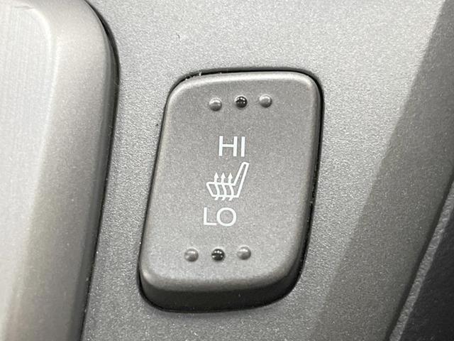 CR-V ZXi 4WD ガラスルーフ バックカメラ 寒冷地仕様 衝突被害軽減システム レザーシート コーナーセンサー スマートキー LEDヘッド ETC オートライト デュアルエアコン CD DVD再生 フルセグ(8枚目)