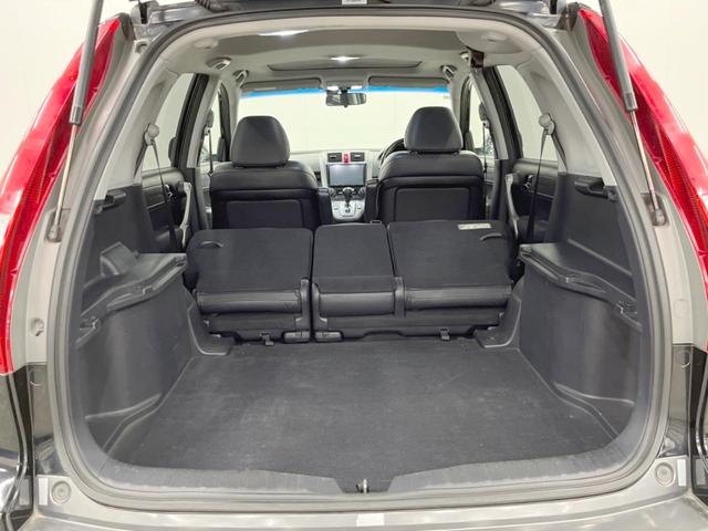 CR-V ZXi 4WD ガラスルーフ バックカメラ 寒冷地仕様 衝突被害軽減システム レザーシート コーナーセンサー スマートキー LEDヘッド ETC オートライト デュアルエアコン CD DVD再生 フルセグ(11枚目)