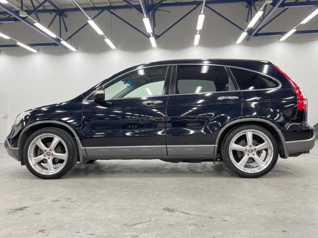 CR-V ZXi 4WD ガラスルーフ バックカメラ 寒冷地仕様 衝突被害軽減システム レザーシート コーナーセンサー スマートキー LEDヘッド ETC オートライト デュアルエアコン CD DVD再生 フルセグ(23枚目)