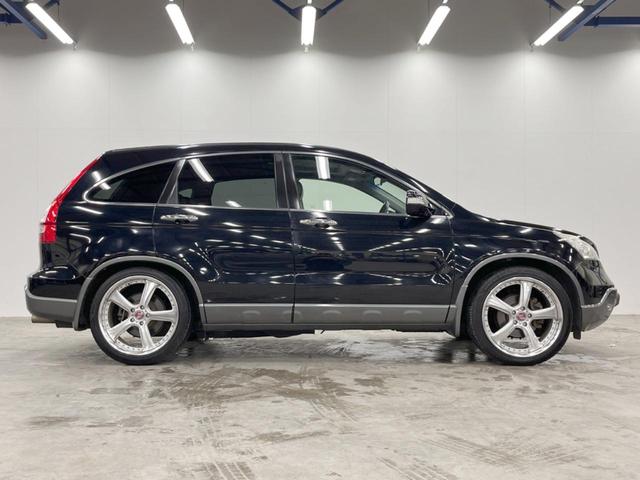 CR-V ZXi 4WD ガラスルーフ バックカメラ 寒冷地仕様 衝突被害軽減システム レザーシート コーナーセンサー スマートキー LEDヘッド ETC オートライト デュアルエアコン CD DVD再生 フルセグ(24枚目)