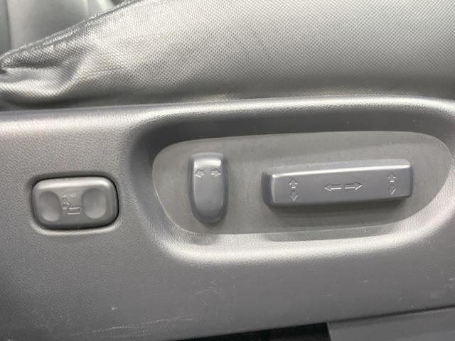 CR-V ZXi 4WD ガラスルーフ バックカメラ 寒冷地仕様 衝突被害軽減システム レザーシート コーナーセンサー スマートキー LEDヘッド ETC オートライト デュアルエアコン CD DVD再生 フルセグ(40枚目)