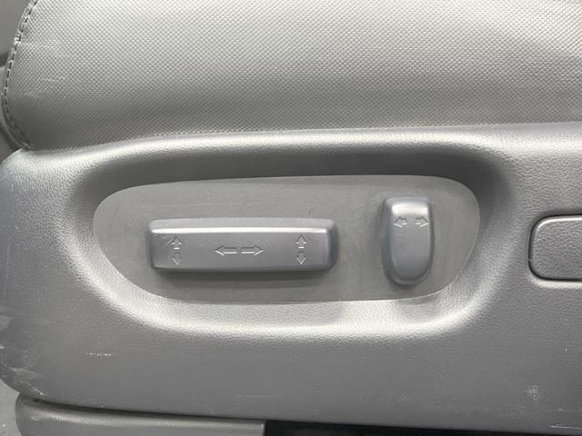 CR-V ZXi 4WD ガラスルーフ バックカメラ 寒冷地仕様 衝突被害軽減システム レザーシート コーナーセンサー スマートキー LEDヘッド ETC オートライト デュアルエアコン CD DVD再生 フルセグ(43枚目)