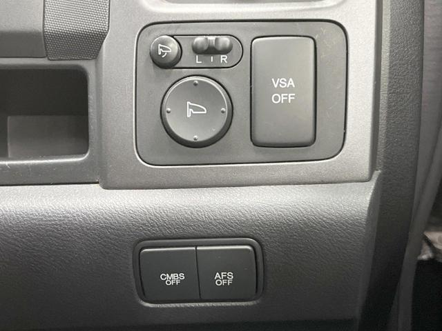 CR-V ZXi 4WD ガラスルーフ バックカメラ 寒冷地仕様 衝突被害軽減システム レザーシート コーナーセンサー スマートキー LEDヘッド ETC オートライト デュアルエアコン CD DVD再生 フルセグ(44枚目)