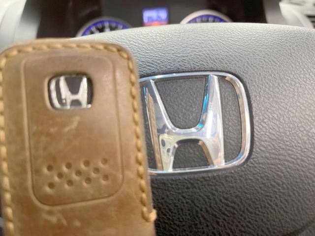 CR-V ZXi 4WD ガラスルーフ バックカメラ 寒冷地仕様 衝突被害軽減システム レザーシート コーナーセンサー スマートキー LEDヘッド ETC オートライト デュアルエアコン CD DVD再生 フルセグ(48枚目)