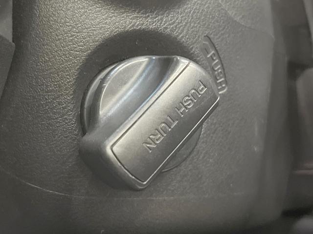 CR-V ZXi 4WD ガラスルーフ バックカメラ 寒冷地仕様 衝突被害軽減システム レザーシート コーナーセンサー スマートキー LEDヘッド ETC オートライト デュアルエアコン CD DVD再生 フルセグ(49枚目)