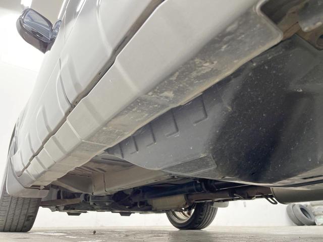 CR-V ZXi 4WD ガラスルーフ バックカメラ 寒冷地仕様 衝突被害軽減システム レザーシート コーナーセンサー スマートキー LEDヘッド ETC オートライト デュアルエアコン CD DVD再生 フルセグ(61枚目)