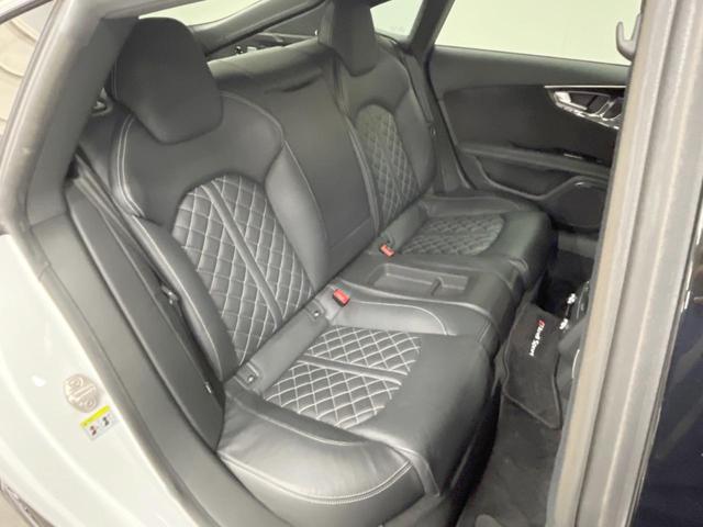 Ｓ７スポーツバック ベースグレード　４ＷＤ　サンルーフ　純正ナビ　バックモニター　スマートキー　ＬＥＤヘッドライト　クルーズコントロール　パワーシート（10枚目）