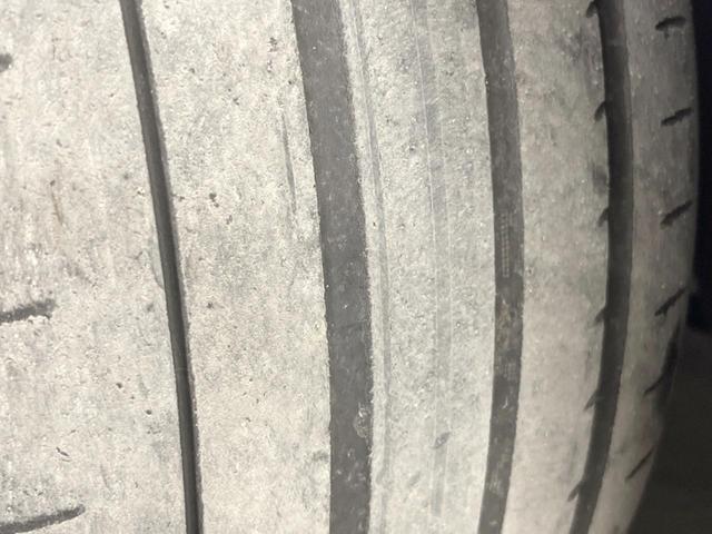 Ｓ７スポーツバック ベースグレード　４ＷＤ　サンルーフ　純正ナビ　バックモニター　スマートキー　ＬＥＤヘッドライト　クルーズコントロール　パワーシート（27枚目）