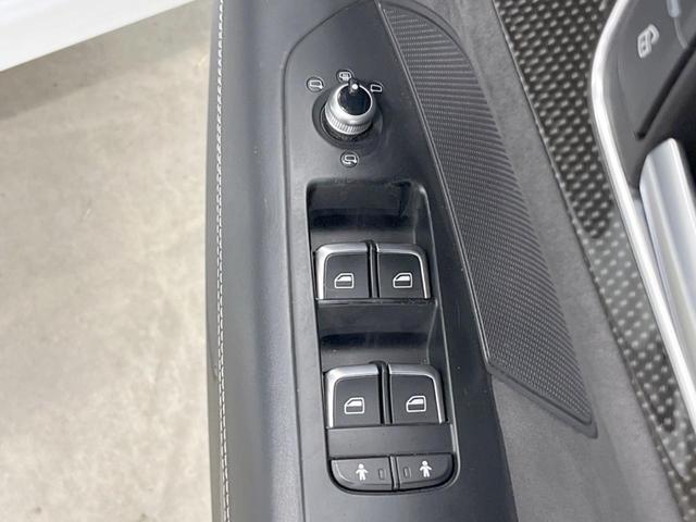 Ｓ７スポーツバック ベースグレード　４ＷＤ　サンルーフ　純正ナビ　バックモニター　スマートキー　ＬＥＤヘッドライト　クルーズコントロール　パワーシート（39枚目）