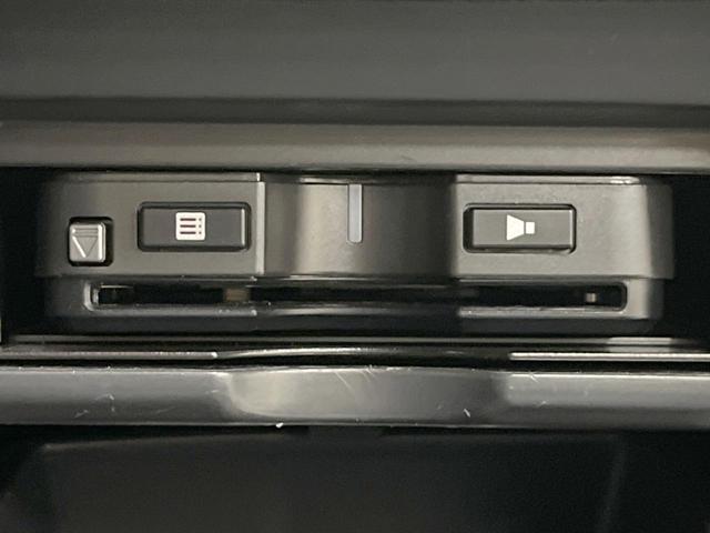 ヴェルファイア 2.4Z 4WD 両側電動ドア SDナビ 後席モニター バックカメラ レザーシート スマートキー HIDヘッド ETC 純正18インチアルミ オートエアコン Bluetooth CD DVD再生(6枚目)