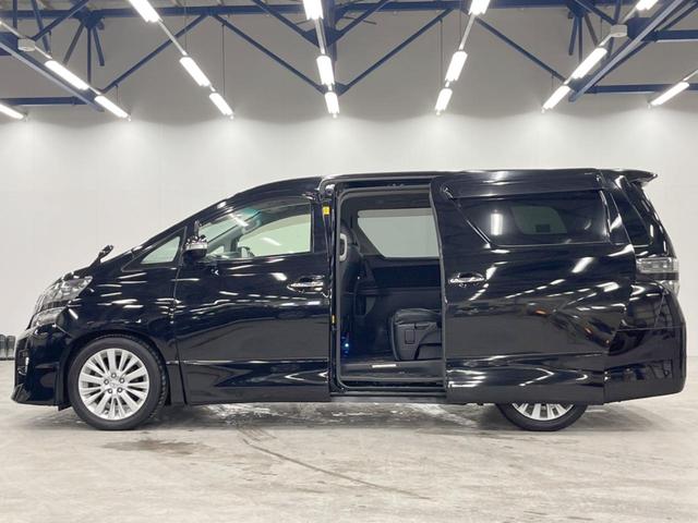 ヴェルファイア 2.4Z 4WD 両側電動ドア SDナビ 後席モニター バックカメラ レザーシート スマートキー HIDヘッド ETC 純正18インチアルミ オートエアコン Bluetooth CD DVD再生(24枚目)