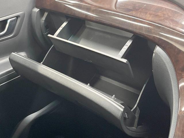 ヴェルファイア 2.4Z 4WD 両側電動ドア SDナビ 後席モニター バックカメラ レザーシート スマートキー HIDヘッド ETC 純正18インチアルミ オートエアコン Bluetooth CD DVD再生(55枚目)