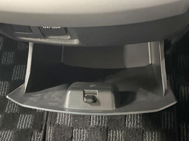 ヴェルファイア 2.4Z 4WD 両側電動ドア SDナビ 後席モニター バックカメラ レザーシート スマートキー HIDヘッド ETC 純正18インチアルミ オートエアコン Bluetooth CD DVD再生(57枚目)